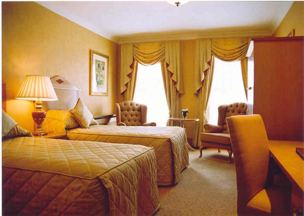 Hotel Johnstown House Enfield Exteriér fotografie